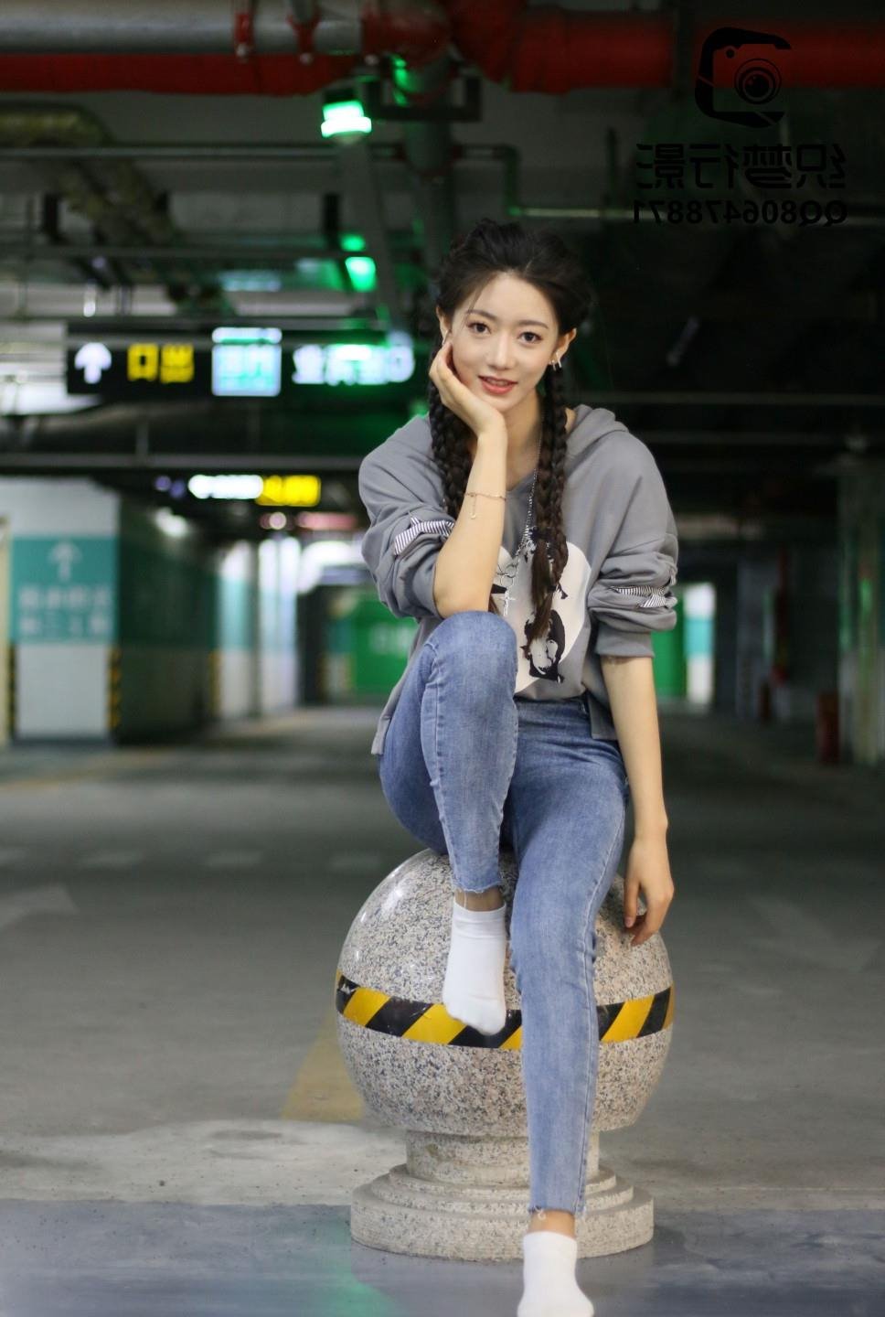 ��ӱ����������