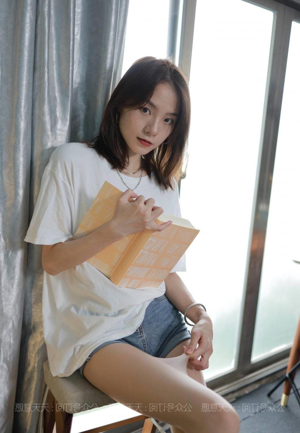 �ҵ���Ů�ϰ�txt