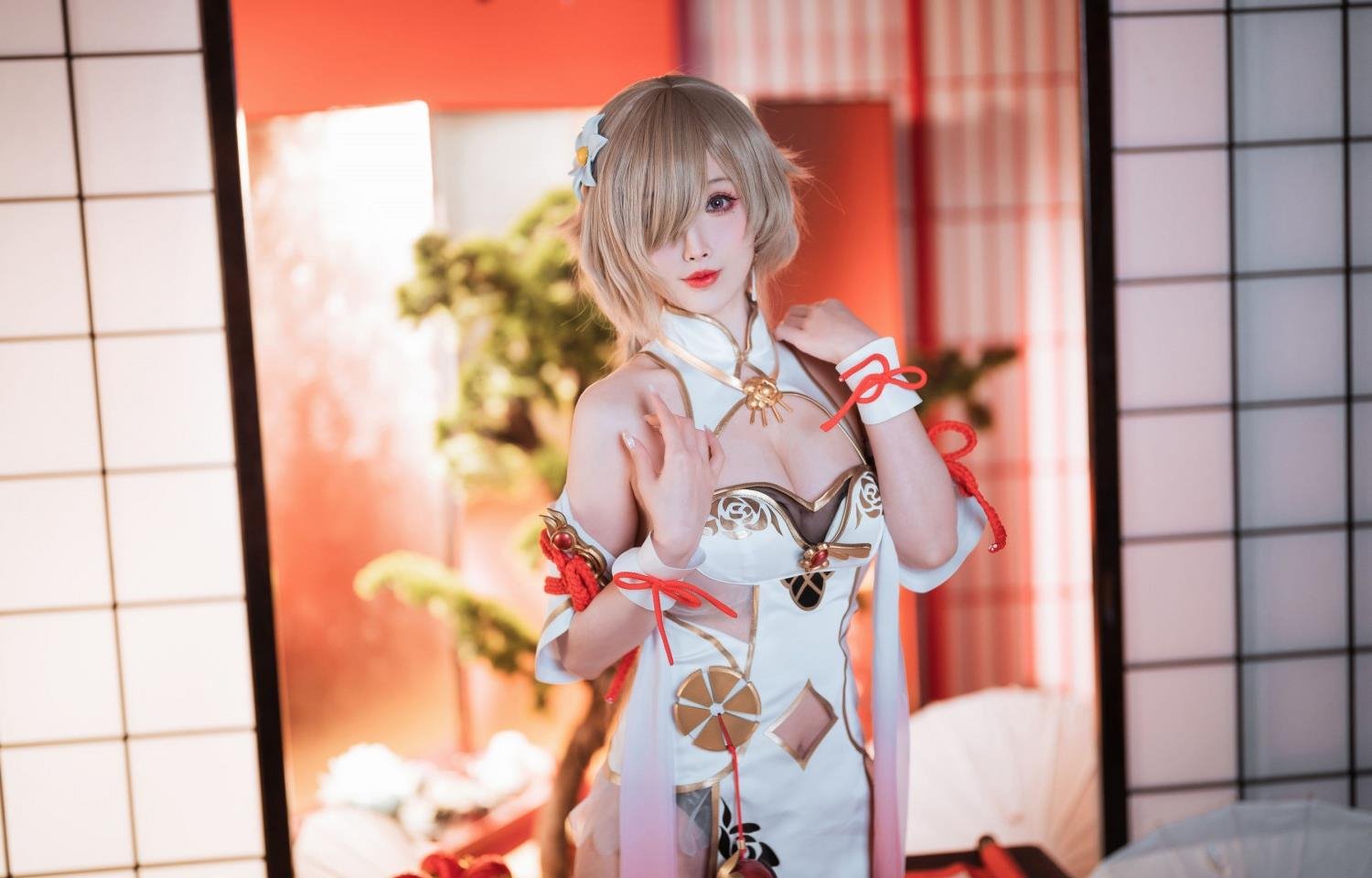 �������